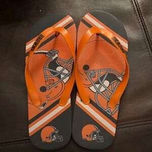 Cleveland Browns Flip Flops Sandle thong men’s adult 10.5 size NFL FOOTBALL
